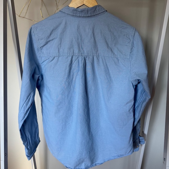 Universal Thread Blue Buttton Down - Picture 6 of 7